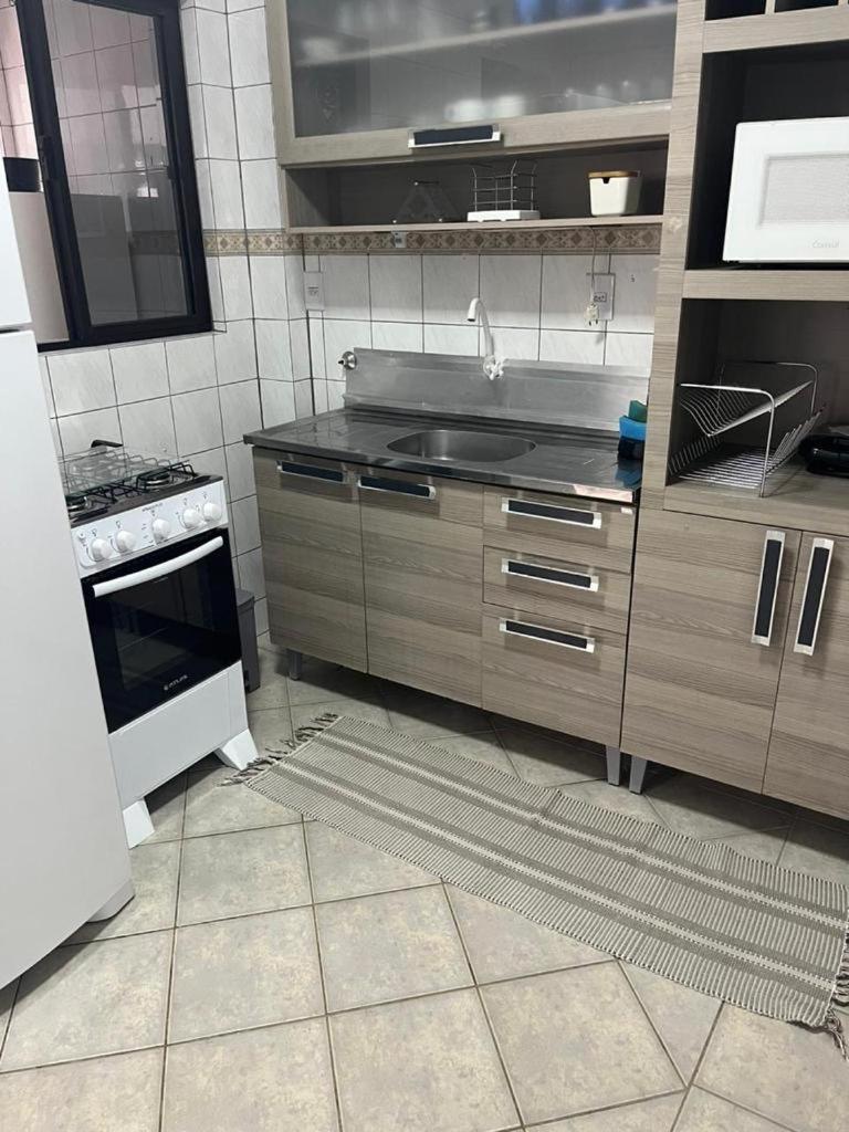 Apartamento Na Melhor Localizacao Da Meia Praia Itapema Exterior foto